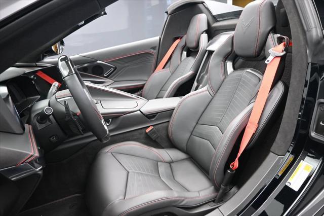 2025 Chevrolet Corvette E-Ray RWD Convertible 3LZ