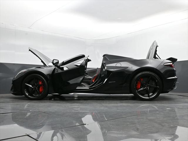 2025 Chevrolet Corvette E-Ray RWD Convertible 3LZ