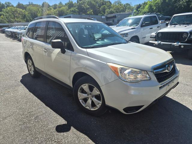 2015 Subaru Forester 2.5i 2015 Subaru Forester 2.5i