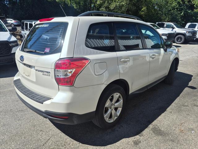2015 Subaru Forester 2.5i 2015 Subaru Forester 2.5i