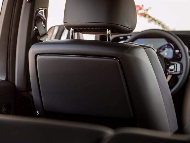 2027 Rolls-Royce Cullinan Black Badge
