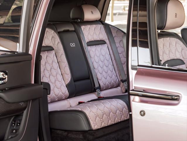 2027 Rolls-Royce Cullinan Black Badge