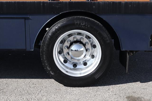 2021 Freightliner M2 106 MD