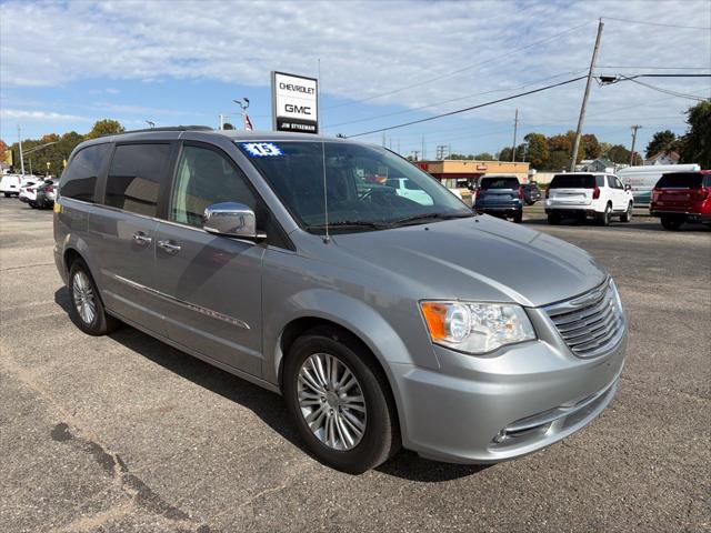 2015 Chrysler Town & Country Touring-L for sale in Sturgis, MI