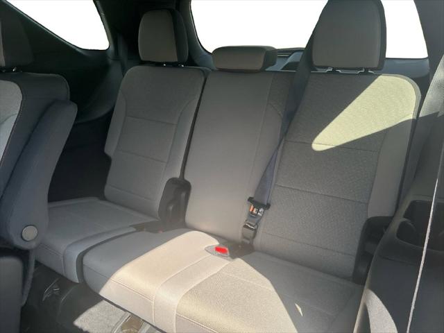 Used 2025 Chevrolet Traverse FWD LT For Sale in Muscle Shoals, AL