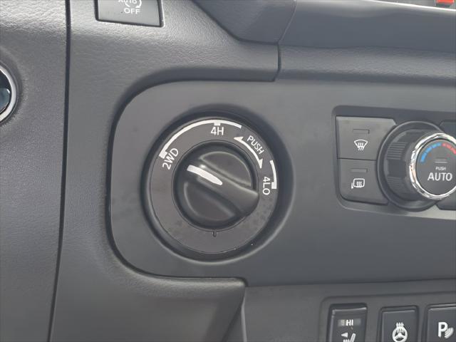 2025 Nissan Frontier Crew Cab PRO-4X 4x4