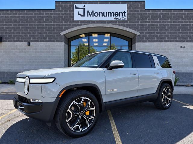 2023 Rivian R1S