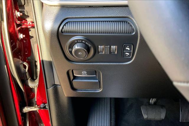 Used 2023 Jeep Wagoneer Series III 4x4 For Sale in Lubbock, TX