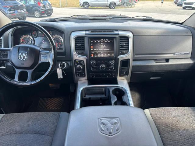 2017 Ram 1500 Big Horn Crew Cab 4x4 64 Box