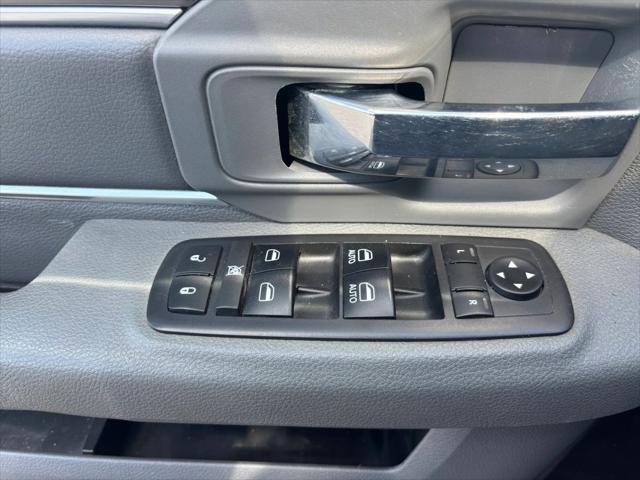 2017 Ram 1500 Big Horn Crew Cab 4x4 64 Box