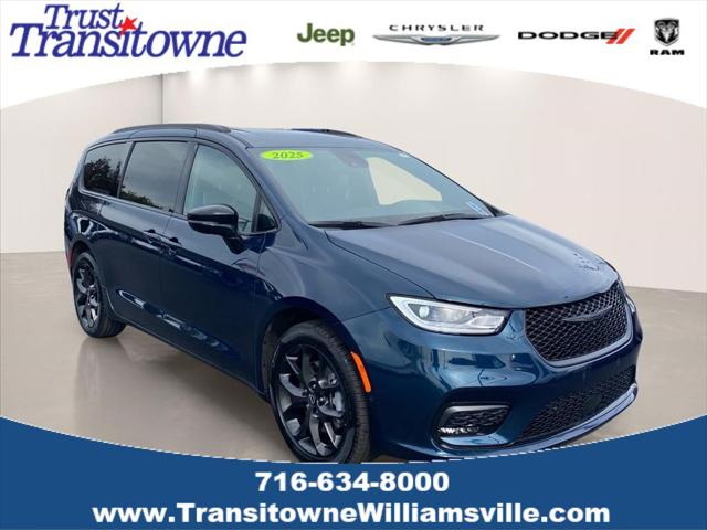 2025 Chrysler Pacifica Limited AWD for sale in West Seneca, NY