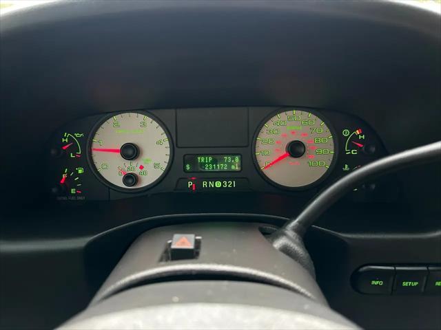 2006 Ford F-250 Lariat Crew Cab Short Bed 4WD