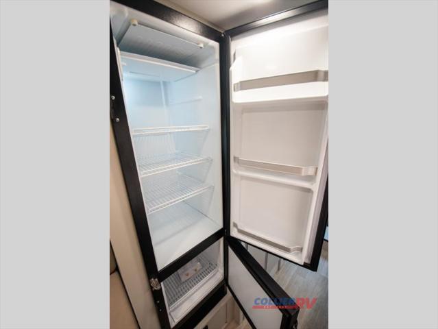 2027 Ram ProMaster Window Van High Roof 159 WB EXT