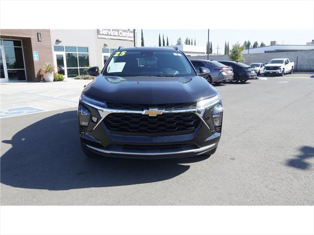 2025 Chevrolet Trax FWD LT