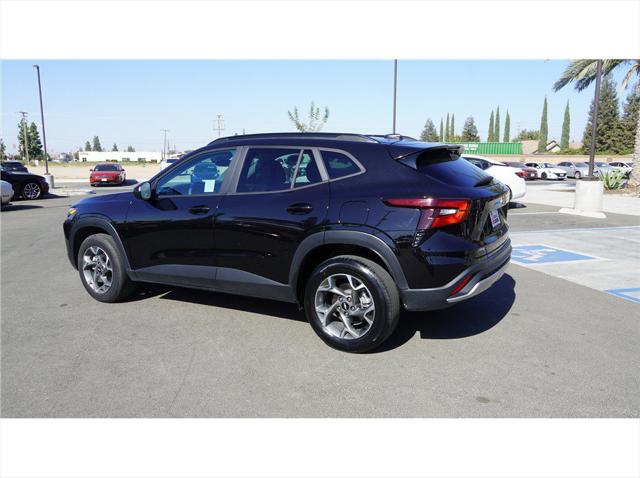 2025 Chevrolet Trax FWD LT