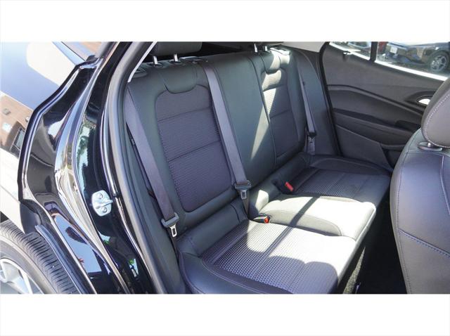 2025 Chevrolet Trax FWD LT