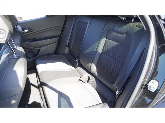 2025 Chevrolet Trax FWD LT