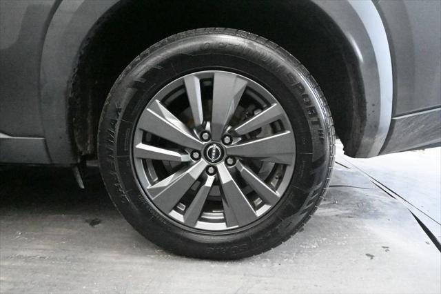 2023 Nissan Pathfinder SV FWD