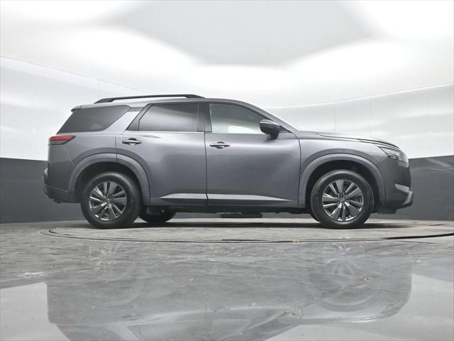 2023 Nissan Pathfinder SV FWD