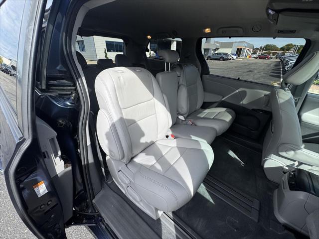 2020 Toyota Sienna XLE