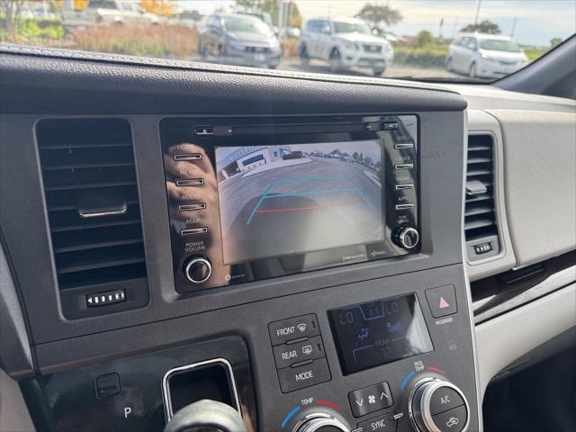 2020 Toyota Sienna XLE