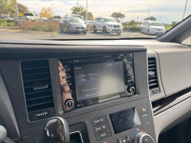 2020 Toyota Sienna XLE
