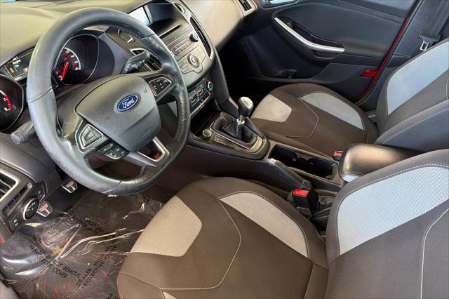 2017 Ford Focus ST