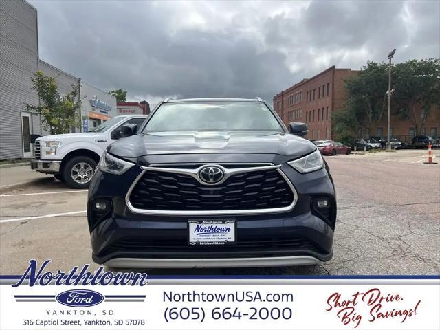 2021 Toyota Highlander Platinum for sale in Yankton, SD