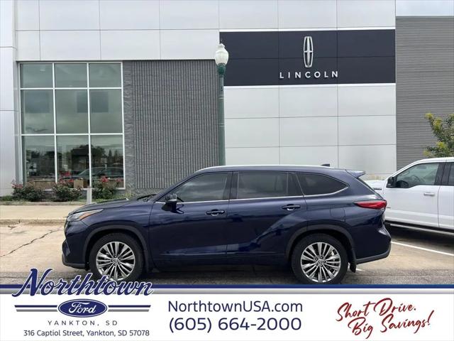 2021 Toyota Highlander Platinum for sale in Yankton, SD