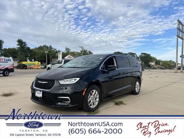 2023 Chrysler Pacifica Touring L for sale in Yankton, SD