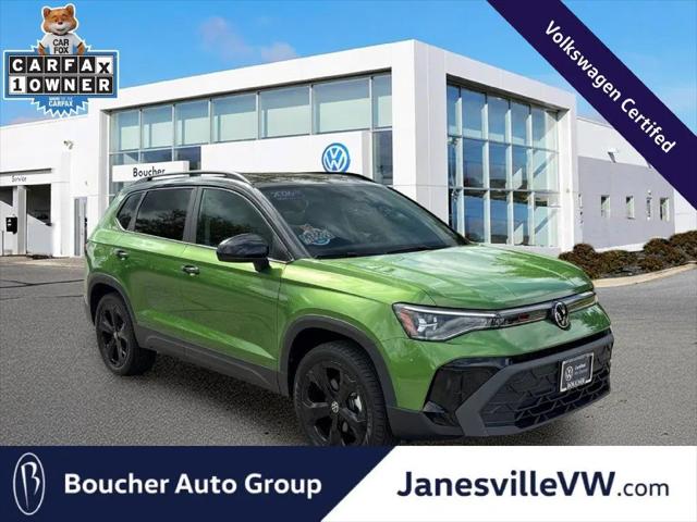 2026 Volkswagen Taos SE Black for sale in Janesville, WI