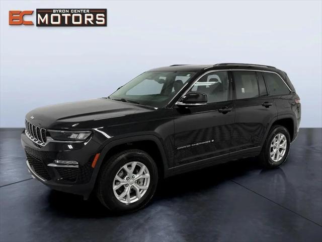 2023 Jeep Grand Cherokee Limited 4x4 for sale in Byron Center, MI