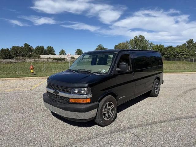 2004 Chevrolet Express Base for sale in Willoughby, OH