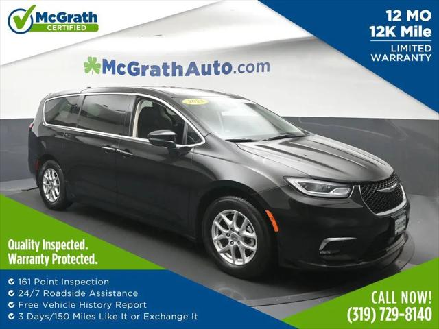 2023 Chrysler Pacifica Touring L for sale in Cedar Rapids, IA