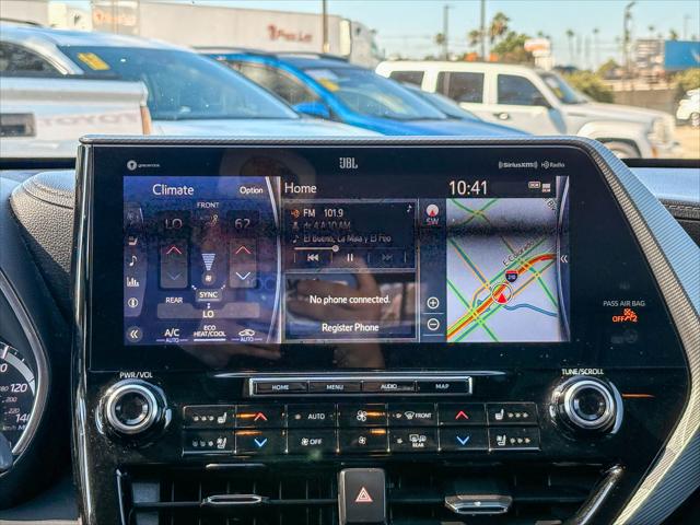 2021 Toyota Highlander Hybrid Platinum