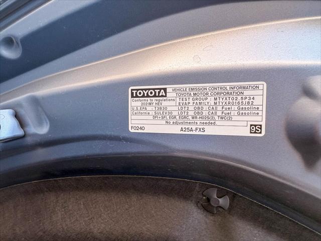 2021 Toyota Highlander Hybrid Platinum