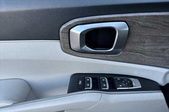 2023 Kia Sorento X-Line S