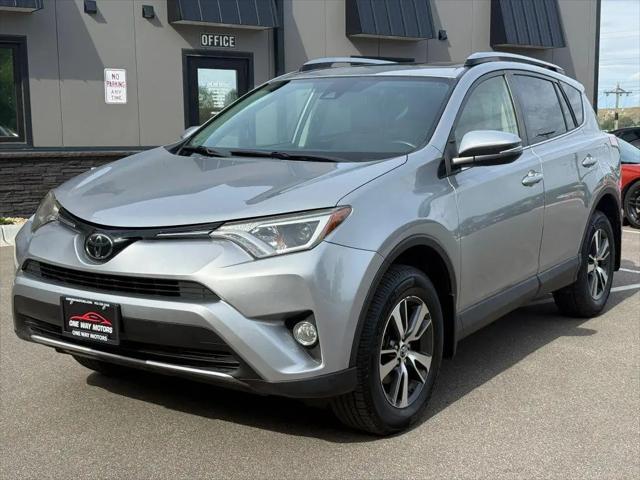 2018 Toyota RAV4 XLE for sale in Burnsville, MN
