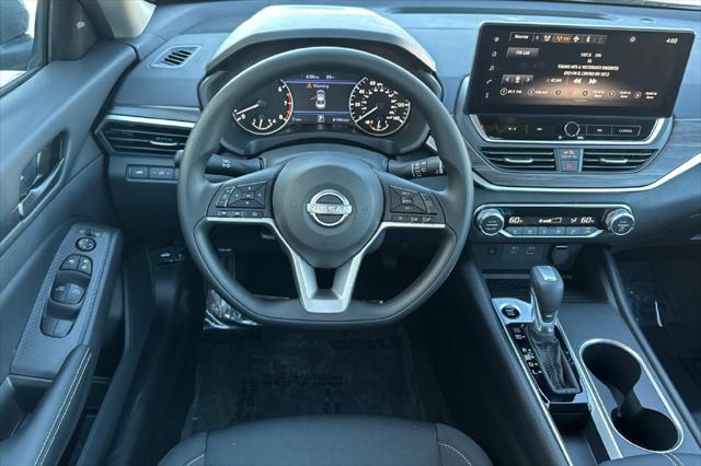 2026 Nissan Altima SV FWD