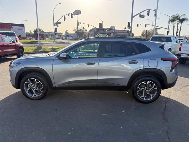 2025 Chevrolet Trax FWD LT