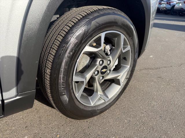 2025 Chevrolet Trax FWD LT