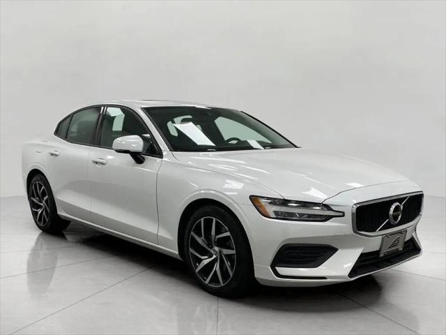2020 Volvo S60 T6 Momentum for sale in Appleton, WI