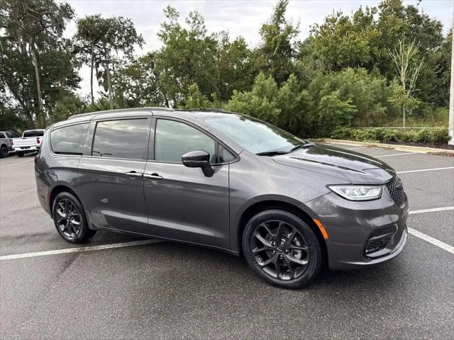 2022 Chrysler Pacifica Touring L AWD for sale in New Smyrna Beach, FL