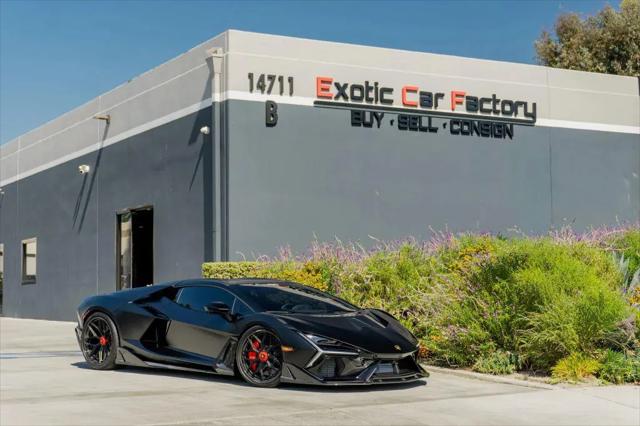 2025 Lamborghini Revuelto Coupe 2D for sale in Tustin, CA