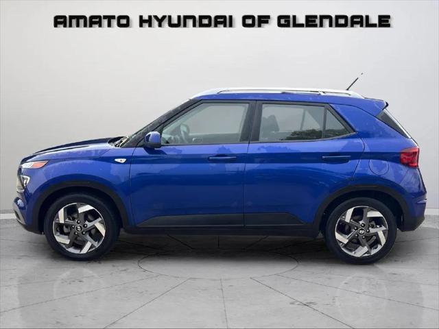 2025 Hyundai Venue SEL for sale in Glendale, WI