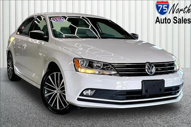 2016 Volkswagen Jetta 1.8T Sport for sale in Flint, MI
