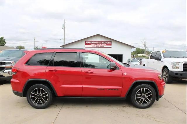 2019 Jeep Grand Cherokee Trailhawk 4x4 for sale in Waterloo, IA