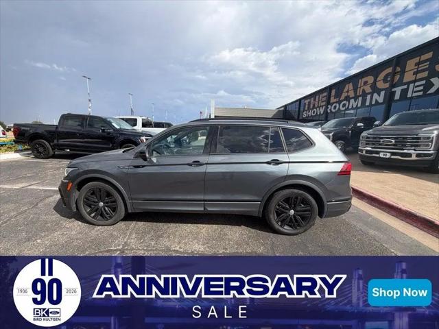 2022 Volkswagen Tiguan 2.0T SE R-Line Black for sale in Waco, TX