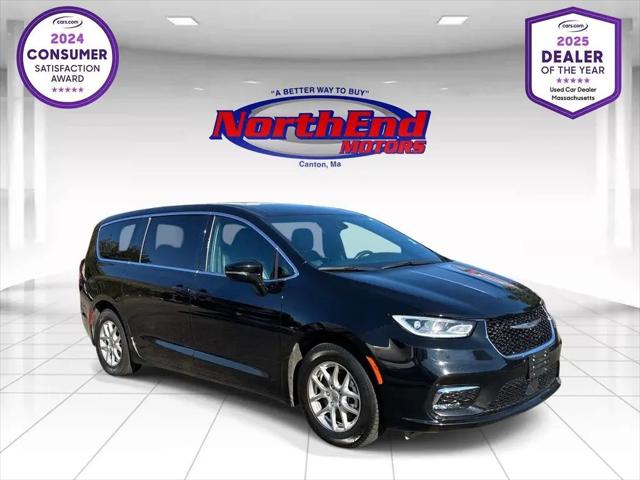 2025 Chrysler Pacifica Select for sale in Canton, MA
