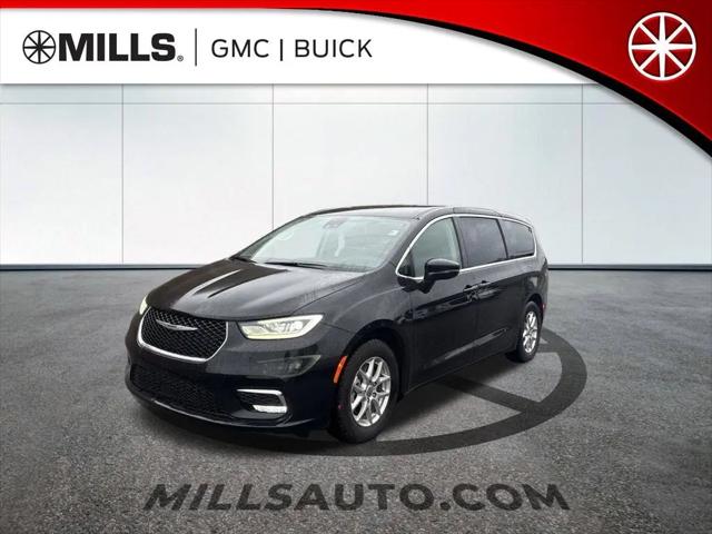 2024 Chrysler Pacifica Touring L for sale in Baxter, MN